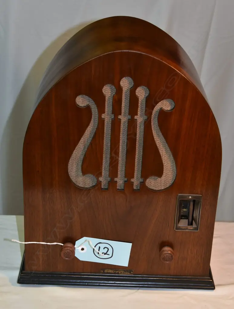 Model Tiffany Tone, by ?, cathedral. H.410mm Image 1++