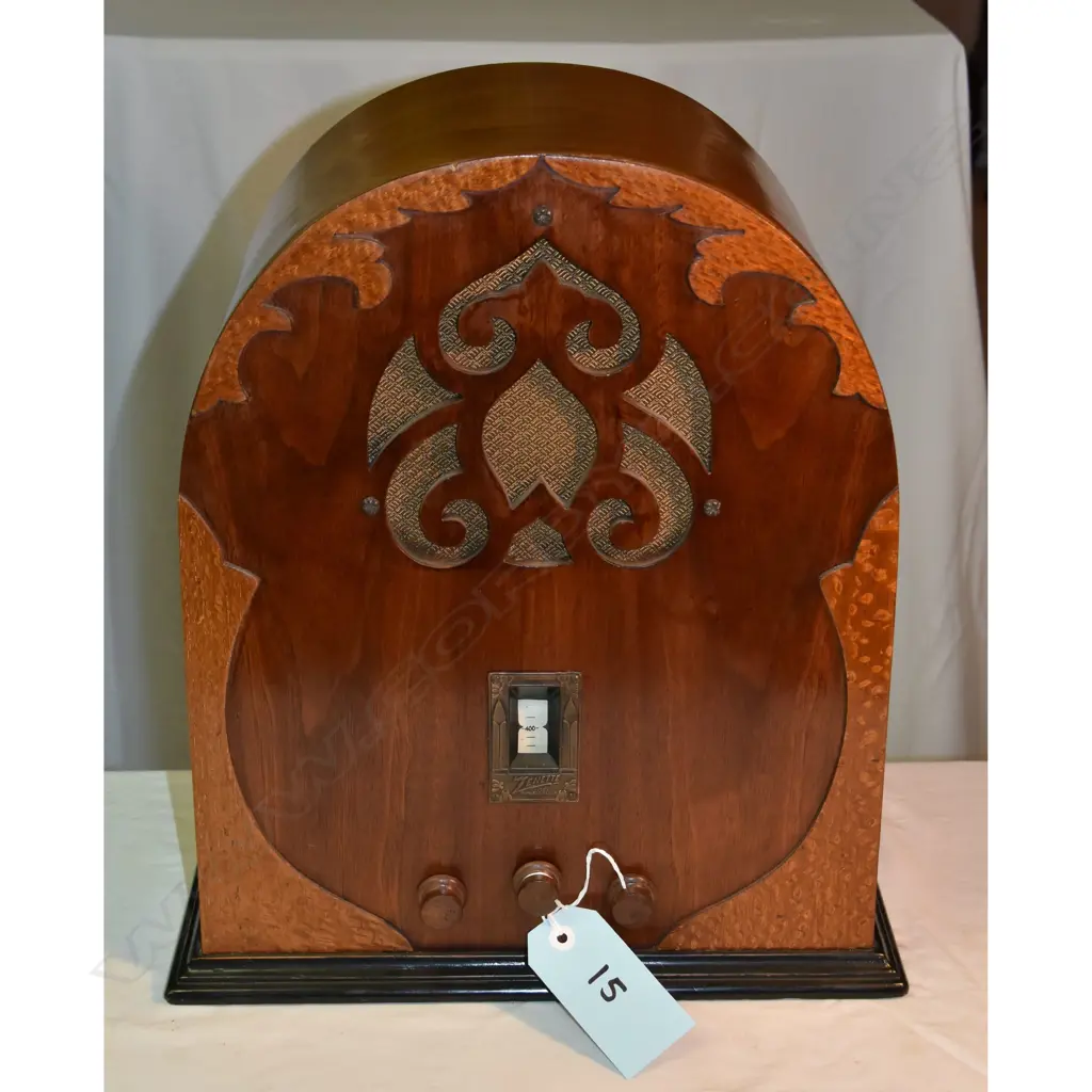 Model Zenette L22, by Zenith, cathedral. H.455mm Image 1++