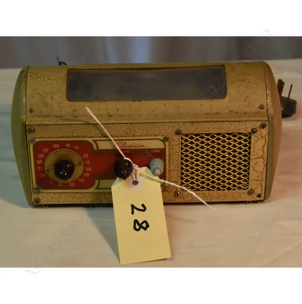 Model Aladdin, by AKRAD, metal case. H.135mm Image 1++