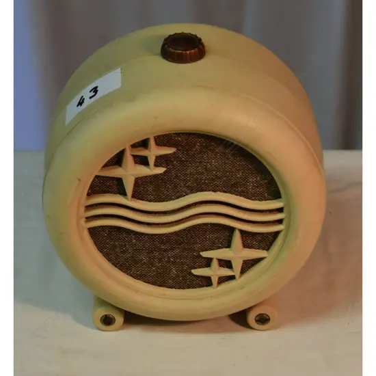 Model Speaker – Bakelite, by Philips, cream plastic. H.210mm