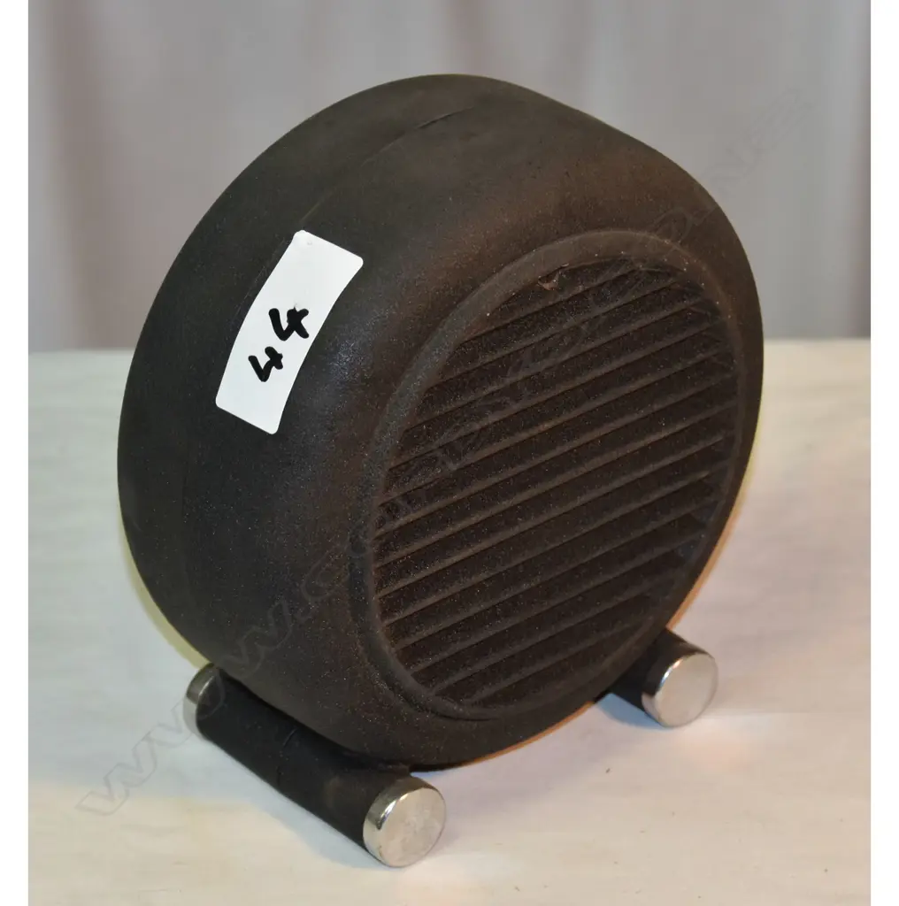 Model Speaker, by ?, Black - Metal Case. H.185mm Image 1++