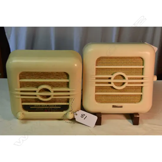 Model Ultimate ‘Hanging Horror’, by Radio (1936) Ltd , Cream. H.265mm