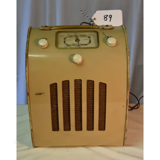 Model portable, by Eveready, metal case. H.230mm