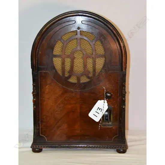 Model Radiotrope, by US Radio & Television Corp, Cathedral. H.520mm