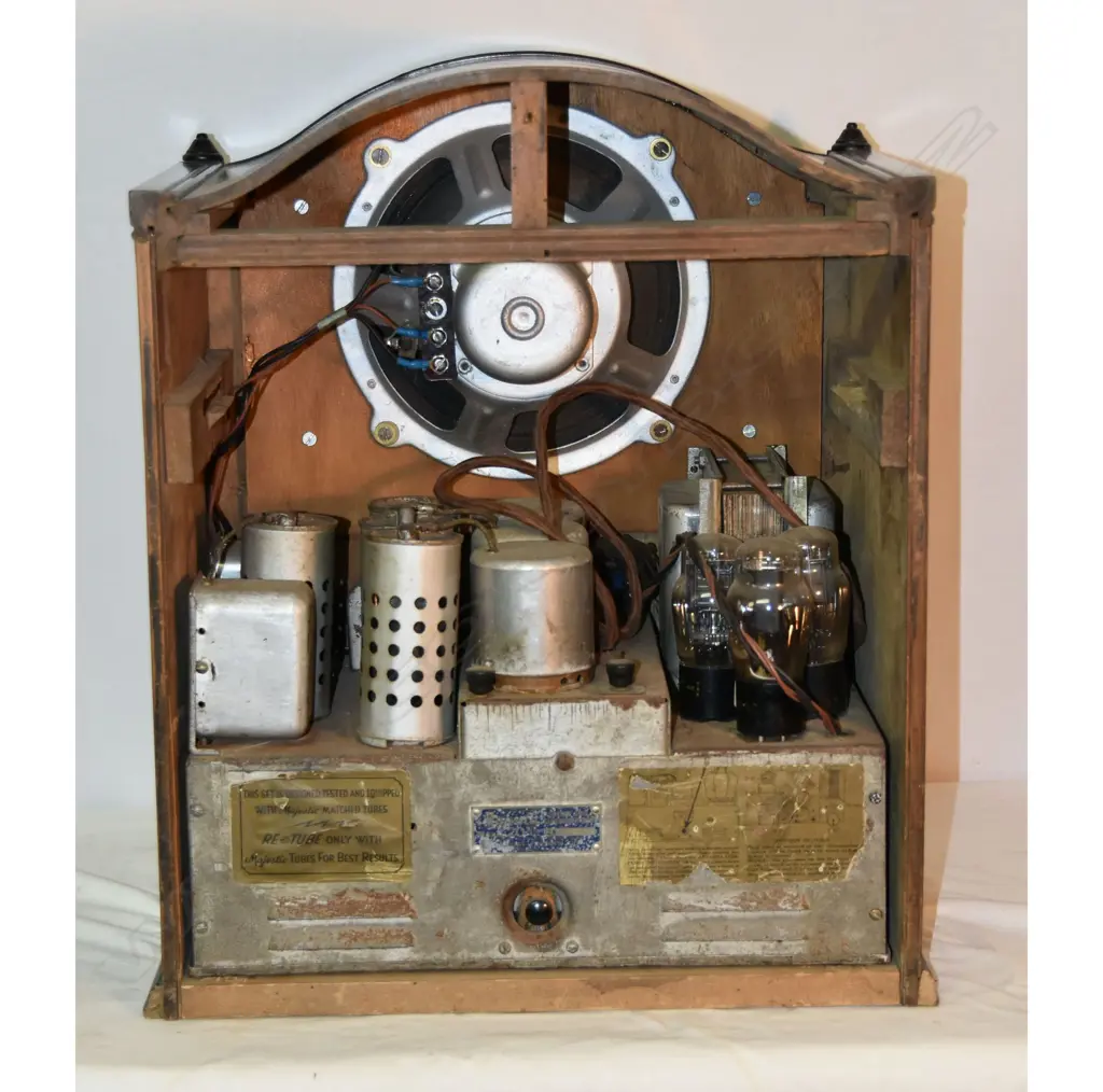 Model 20, by Majestic, Cathedral. H.480mm Image 1++