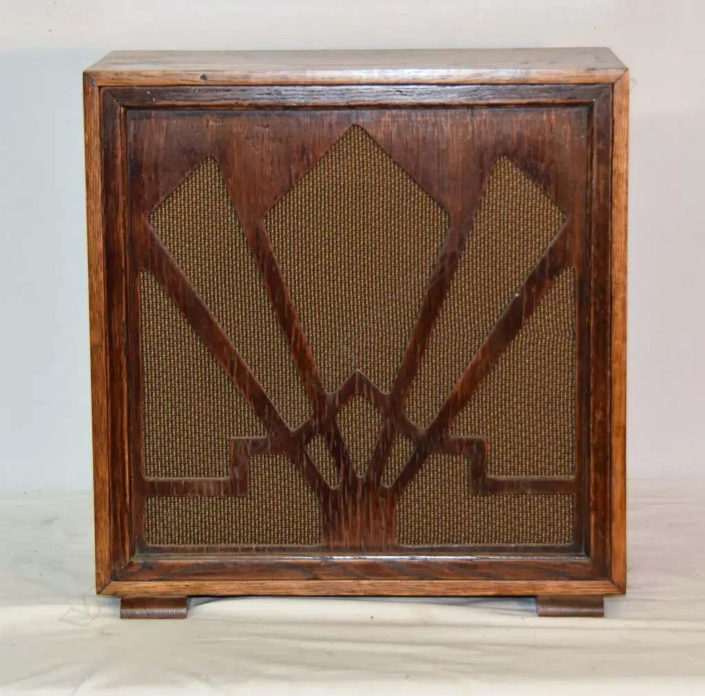 Model speaker, by C & E Brothers, wood. H.440mm Image 1++