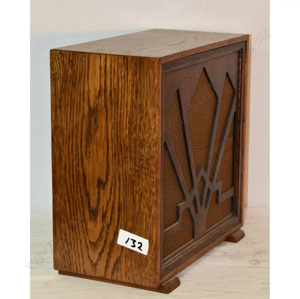 Model speaker, by C & E Brothers, wood. H.440mm Image 1++