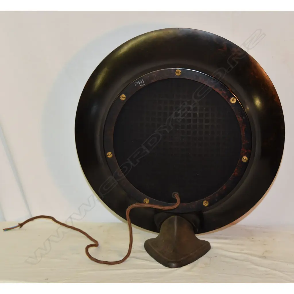 Model speaker, by Philips, Bakelite. H.475mm Image 1++