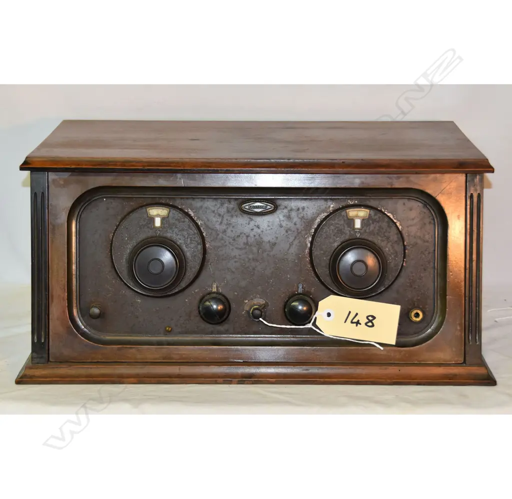 Model RB695, by Splitdorf, wood. H.250mm Image 1++