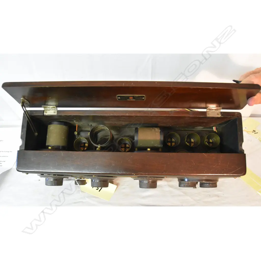 Model 20C, by Atwater Kent, Missing Valves. l.500mm Image 1++