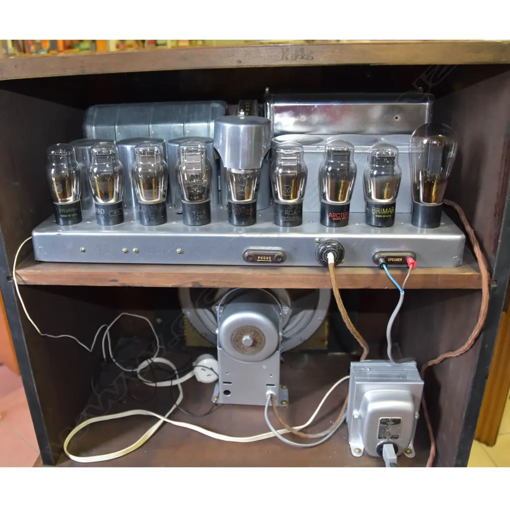 Model '9 in-line’, by Gulbransen, console. H.1165mm Image 1++