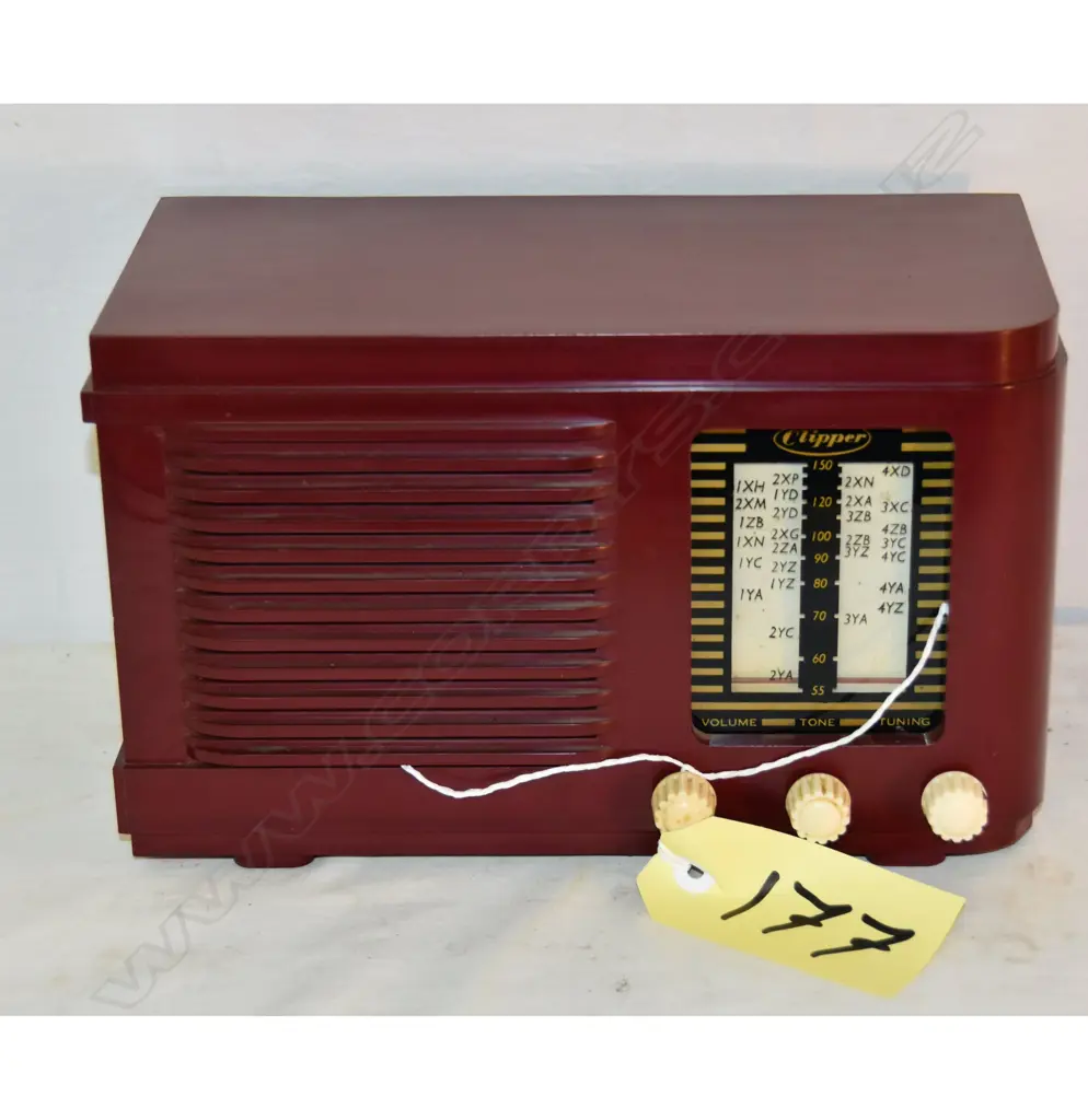 Model Clipper, by Akrad, maroon. H.180mm Image 1++