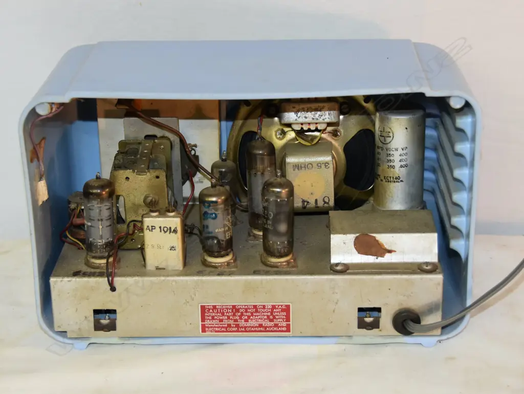 Model La Gloria Imp, by Dominion Radio &Electrical Co., Pale Blue. H.170mm Image 1++