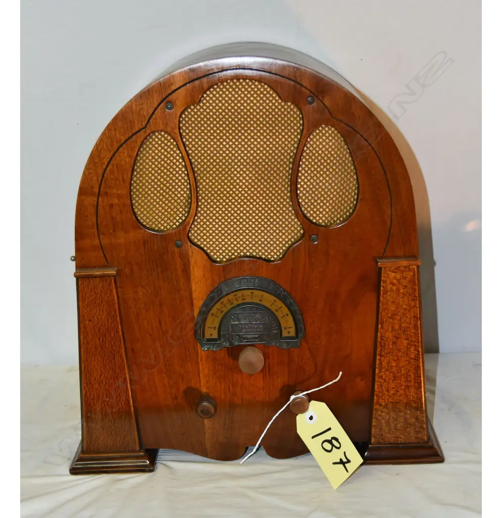 Model Airline, by ?, Cathedral. H.445mm Image 1++