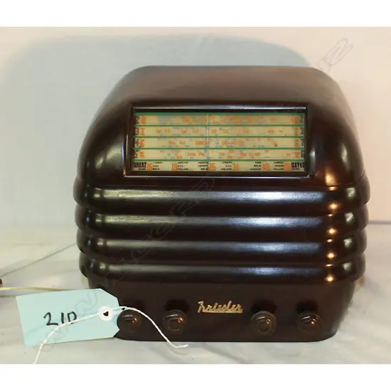 Model ?, by Kriesler, Bakelite. H.215mm