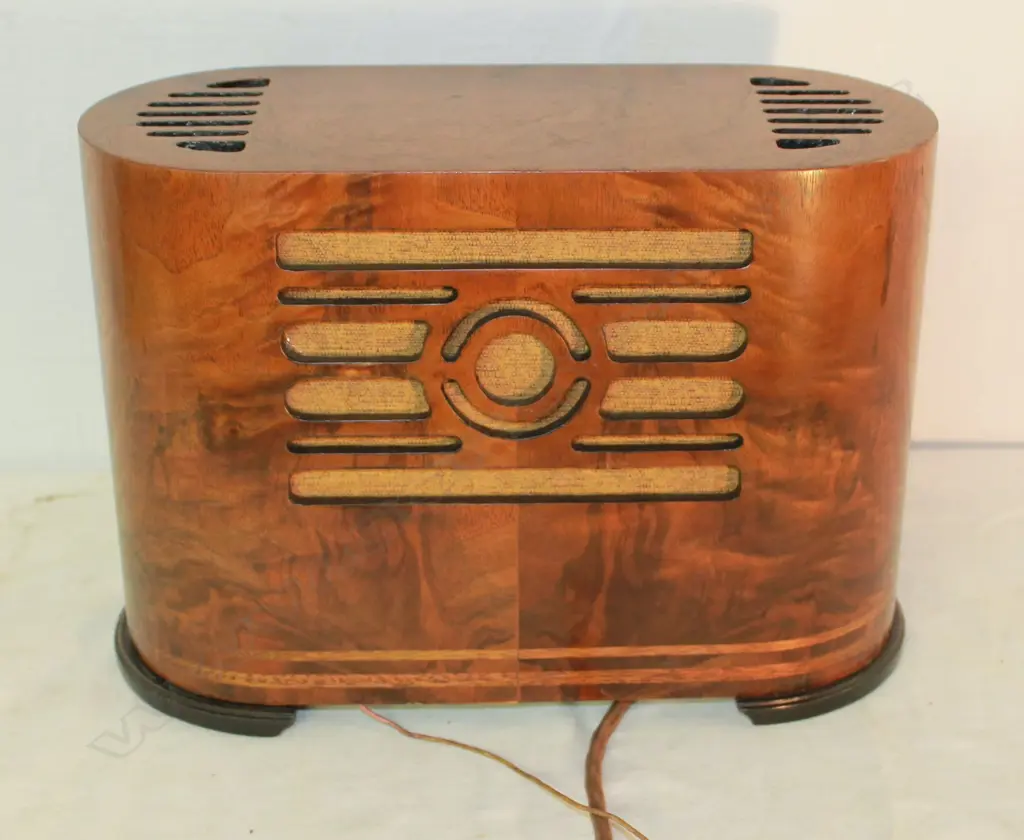 Model ?, by Emerson, Wood. H.225mm Image 1++