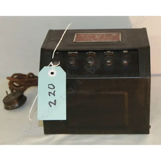 Model Velvet B Type 3580, by National, power supply. H.160mm
