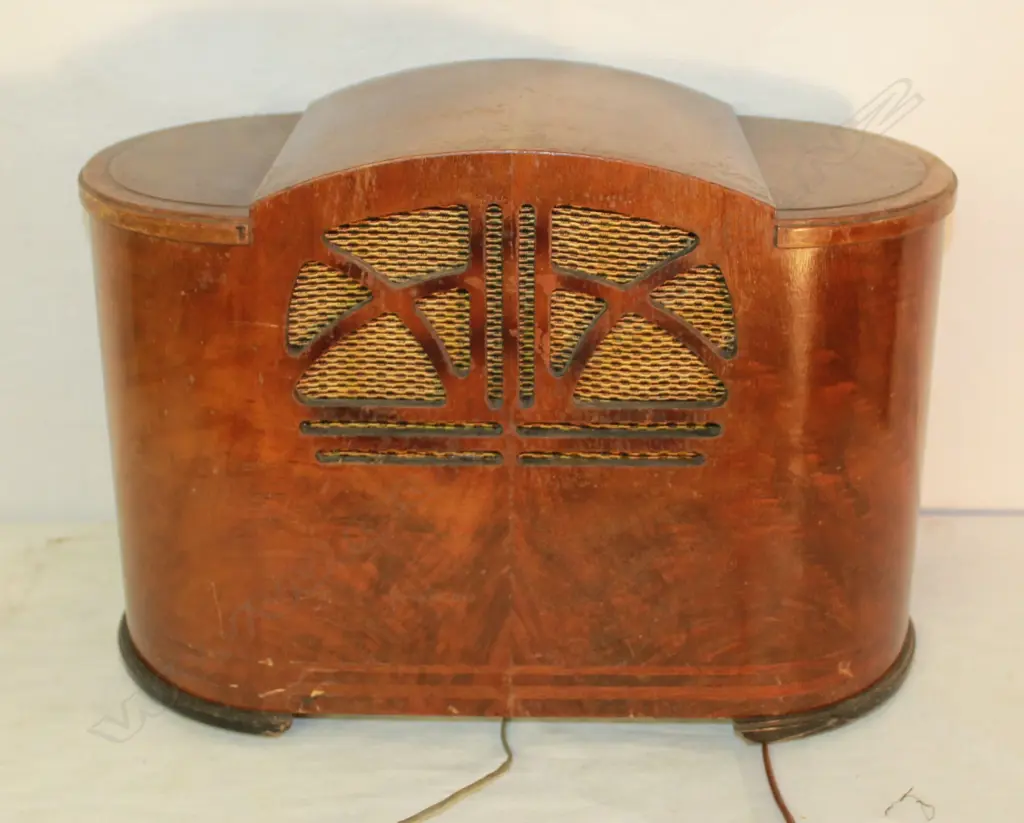 Model ?, by Emerson, Wood. H.270mm Image 1++