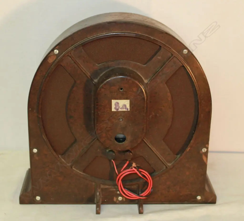 Model speaker, by Whiteley Electrical Radio Co Ltd, Bakelite. H.285mm Image 1++