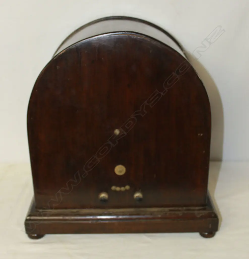 Model speaker, by ?,  Wood. H.380mm Image 1++