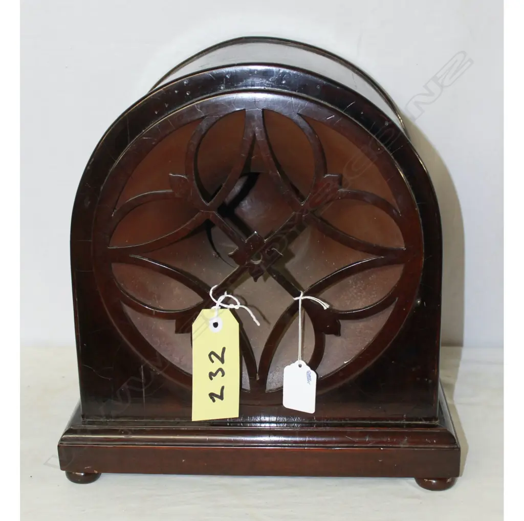 Model speaker, by ?,  Wood. H.380mm Image 1++