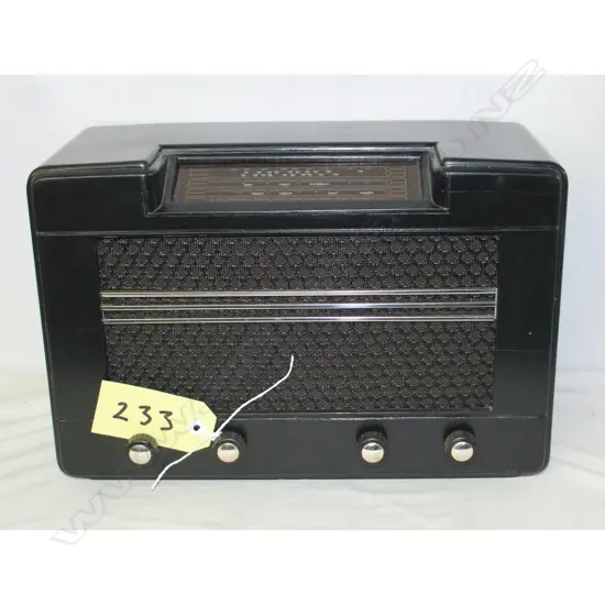 Model 593, by Philips, wood. H.270mm