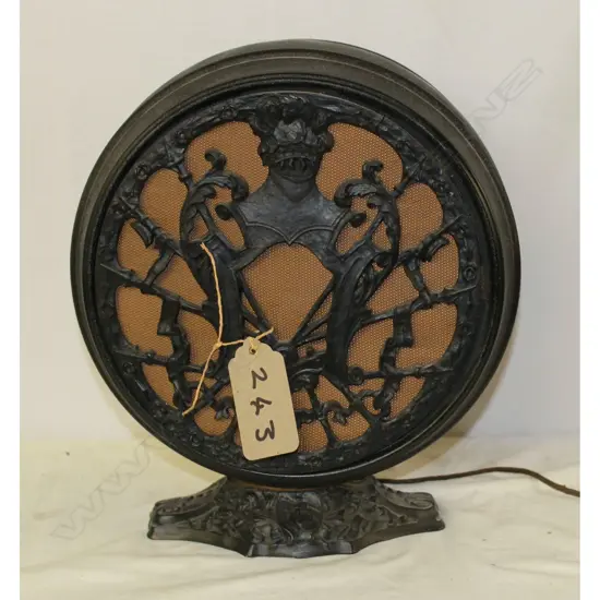Model speaker, by ?, metal frame. H.390mm