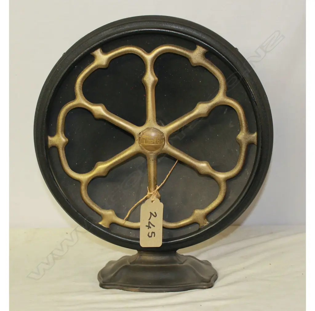 Model Speaker Type E, by AtwaterKent, Black and gold. H.460mm Image 1++