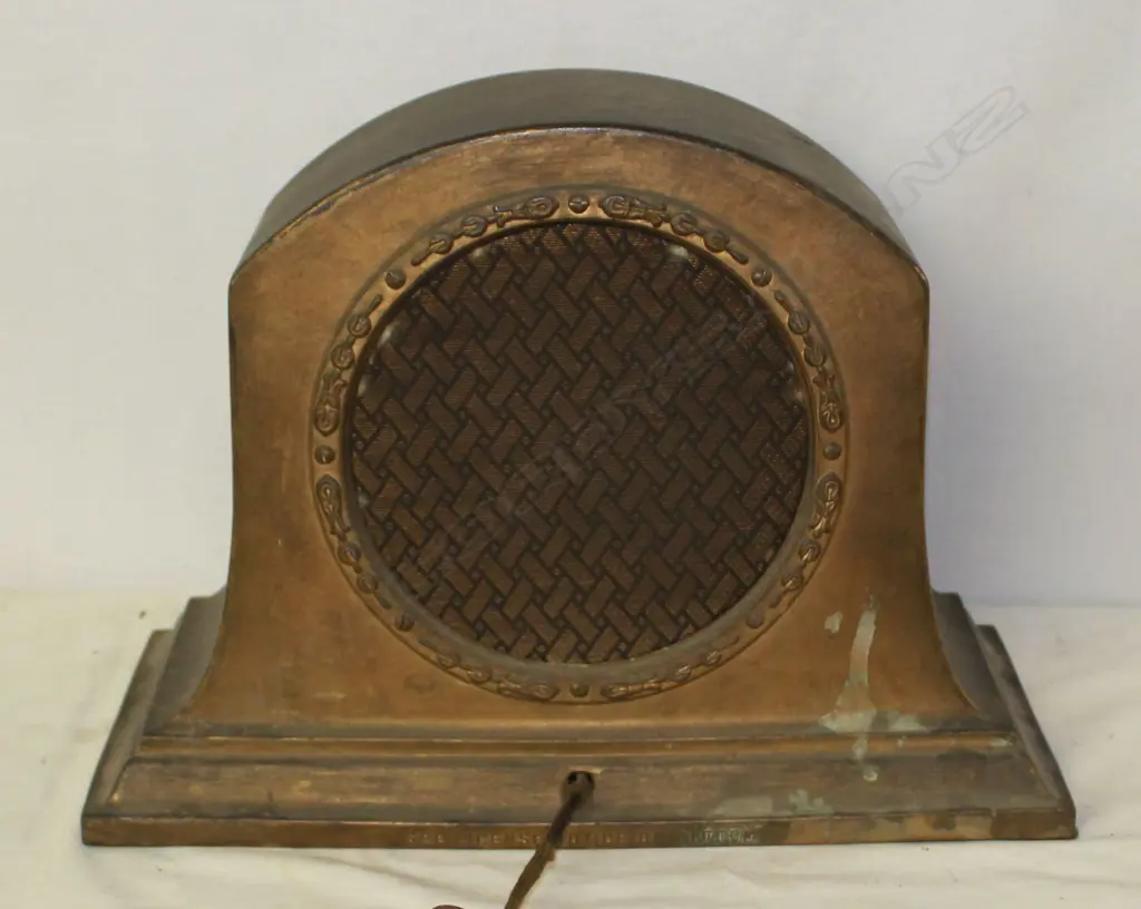 Model Speaker type 100A, by RCA, metal. H.275mm Image 1++