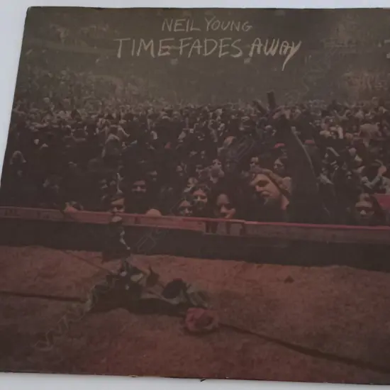 Neil Young, Time Fades Away