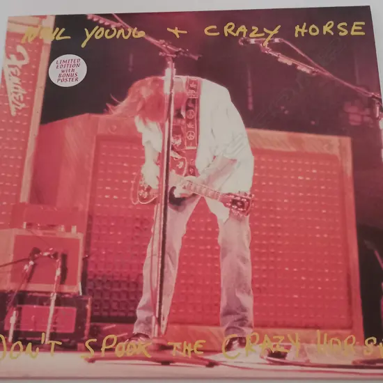 Neil Young & Crazy Horse, Don't Spook The Crazy Horse