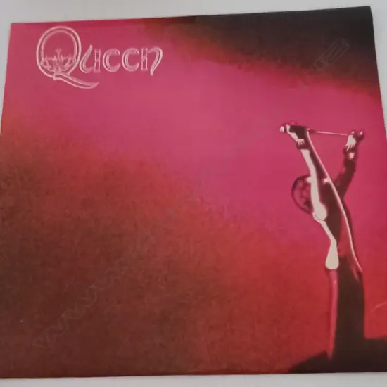 Queen, Queen