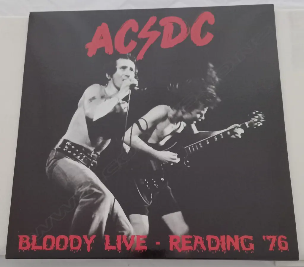 AC/DC, Bloody Live - Reading '76 Image 1++