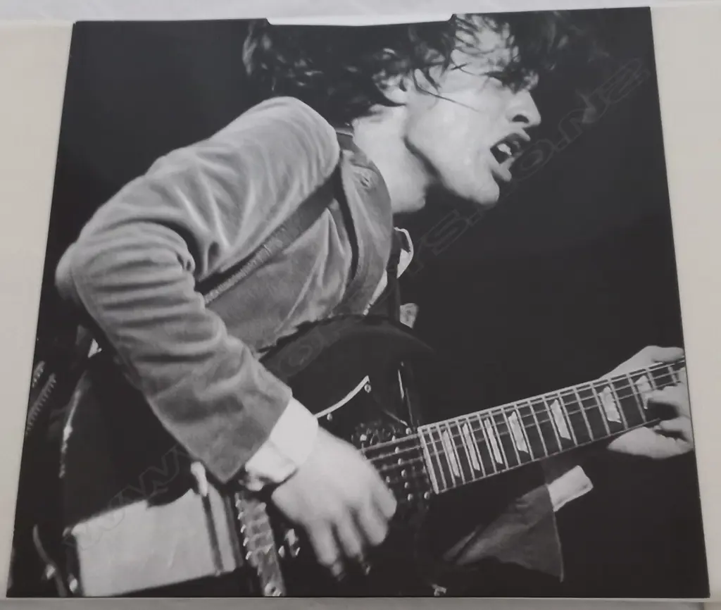 AC/DC, Bloody Live - Reading '76 Image 1++