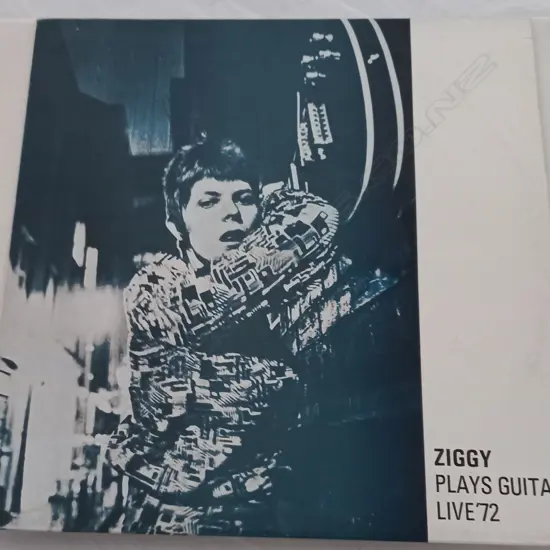 David Bowie, Ziggy Plays Guitar Live '72