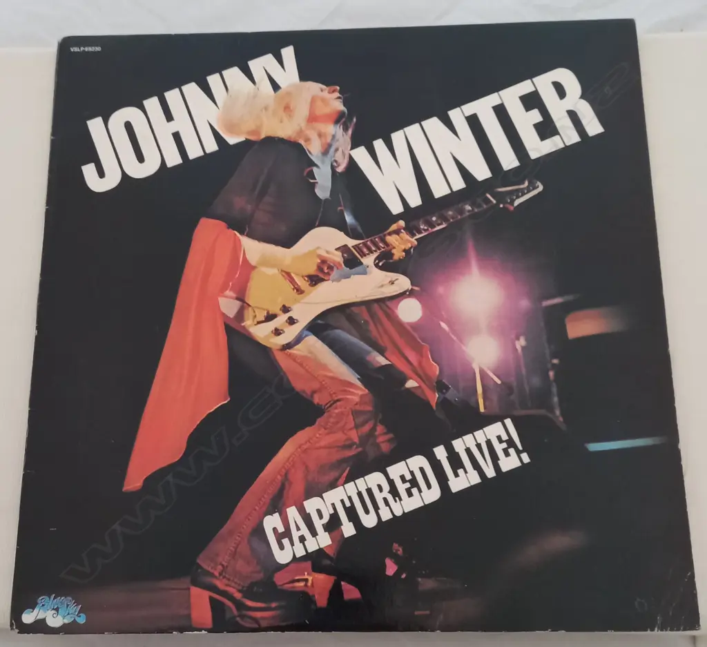Johnny Winter, Captured Live! Image 1++