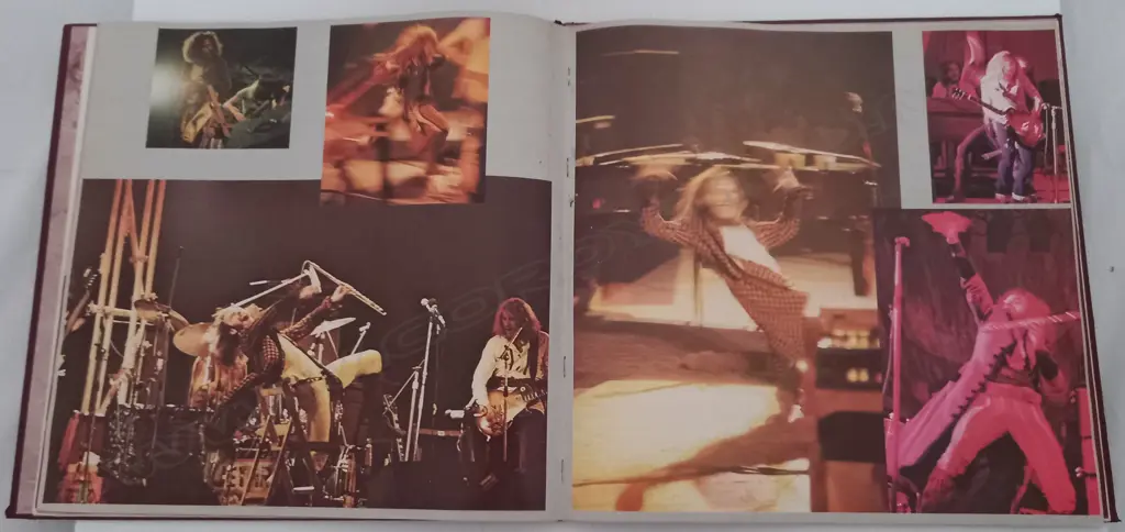 Jethro Tull, Living In The Past Image 1++