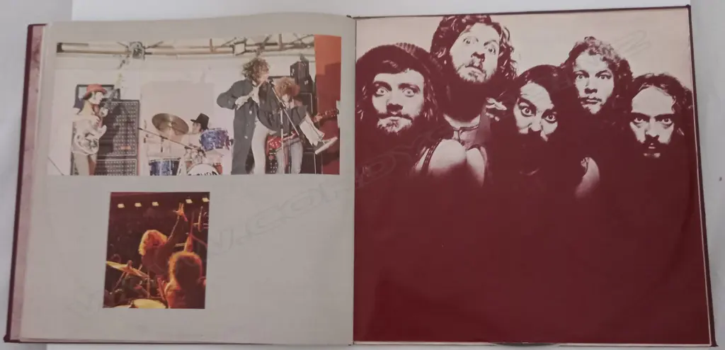 Jethro Tull, Living In The Past Image 1++