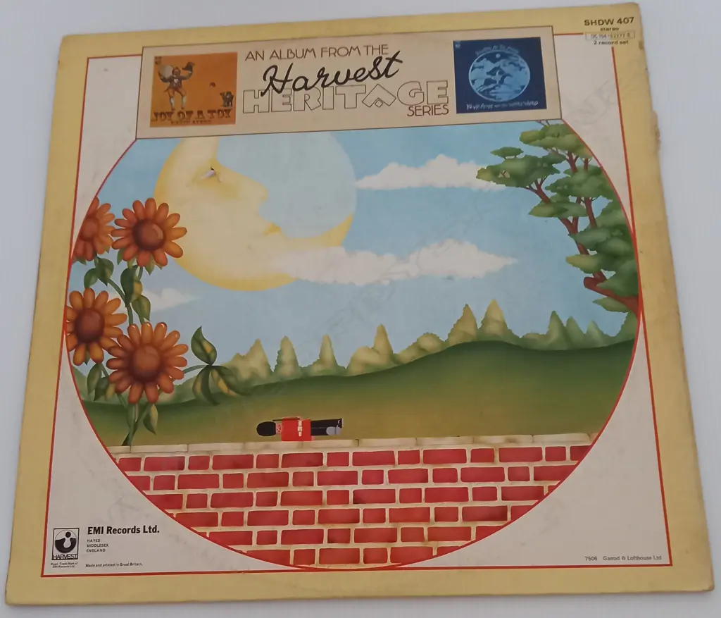 Kevin Ayers Featuring Mike Oldfield & David Bedford, The Joy Of A Toy / Shooting At The Moon Image 1++
