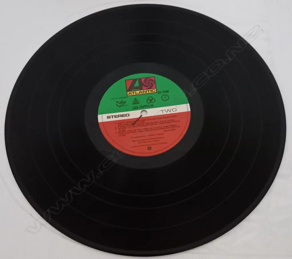 Led Zeppelin, Led Zeppellin Image 1++