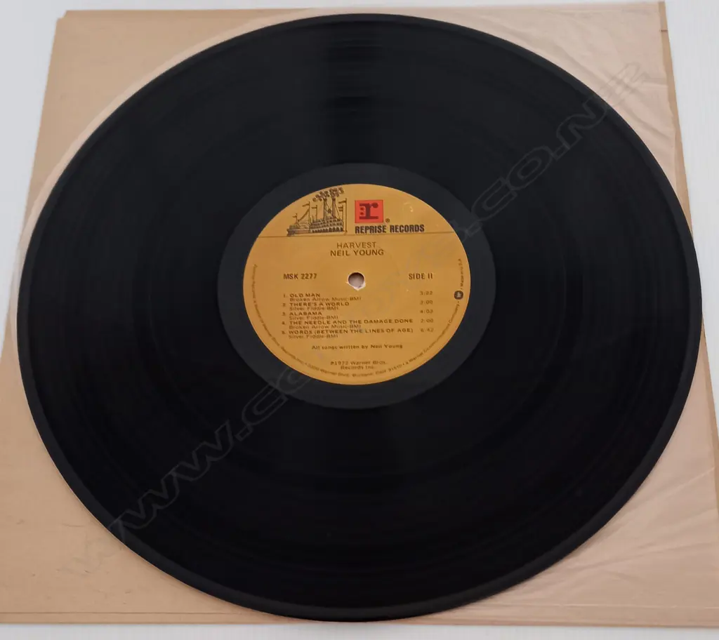 Neil Young, Harvest Image 1++