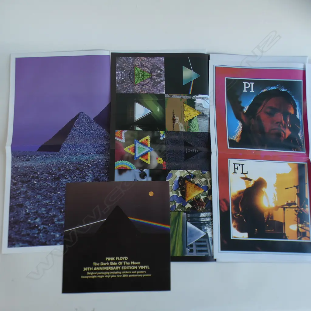 Pink Floyd, The Dark Side Of The Moon Image 1++