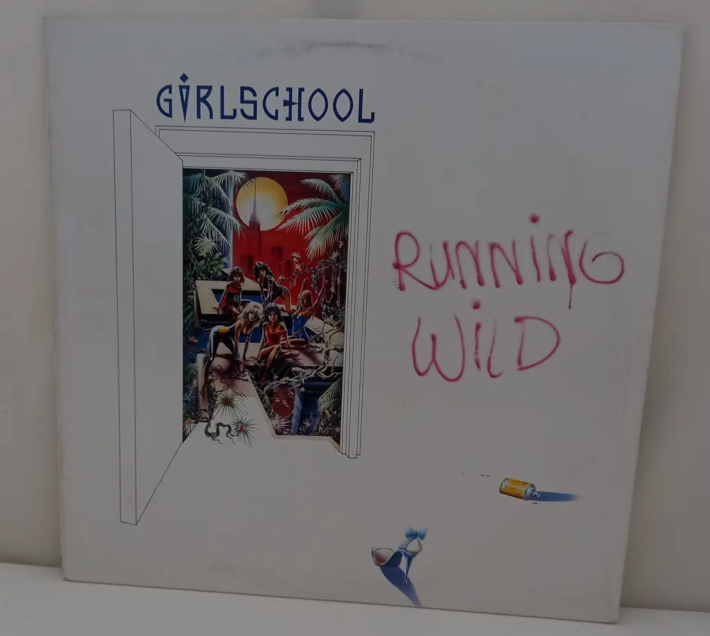 Girlschool, Running Wild Image 1++