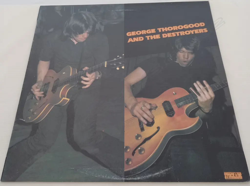 George Thorogood & The Destroyers, George Thorogood And The Destroyers Image 1++