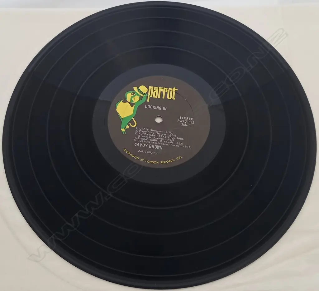 Savoy Brown, Looking In Image 1++
