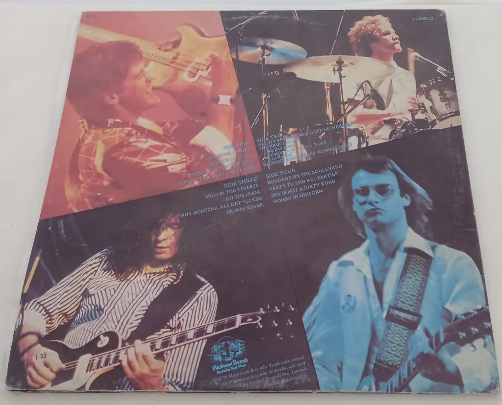 Skyhooks, Live! Be In It Image 1++
