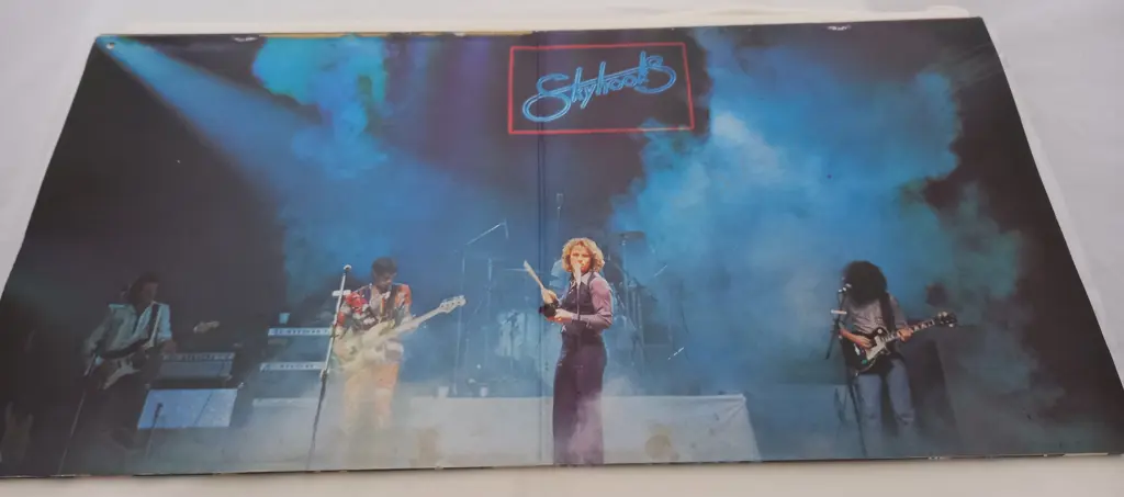 Skyhooks, Live! Be In It Image 1++