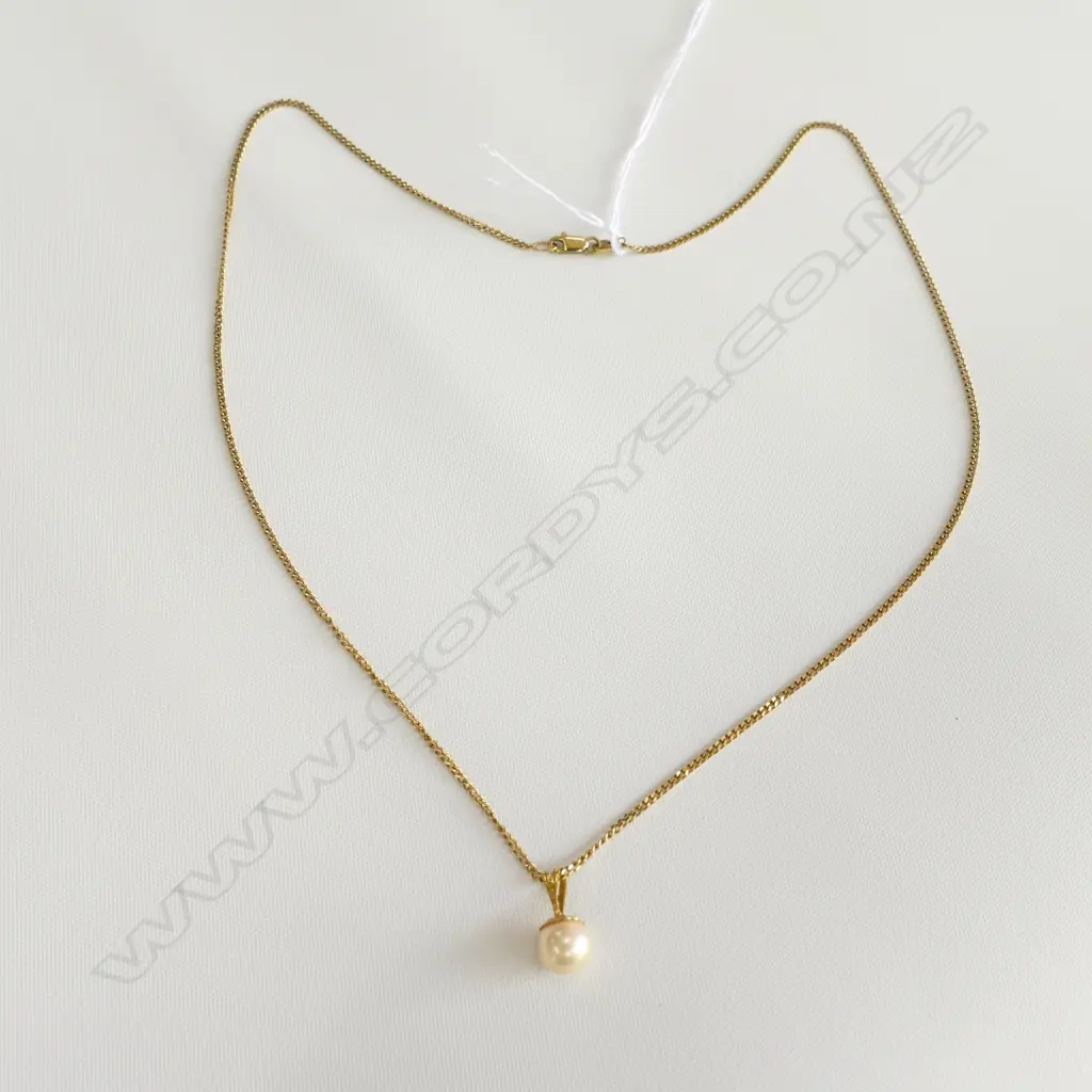 9CT GOLD PEARL PENDANT WITH VALUATION PAPERS Image 1++