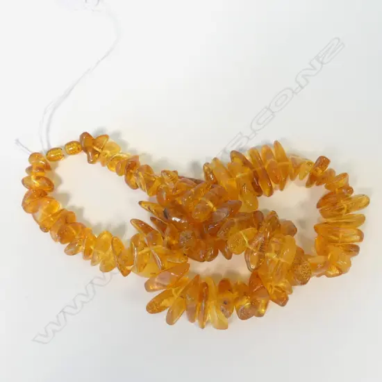 BALTIC AMBER NECKLACE
