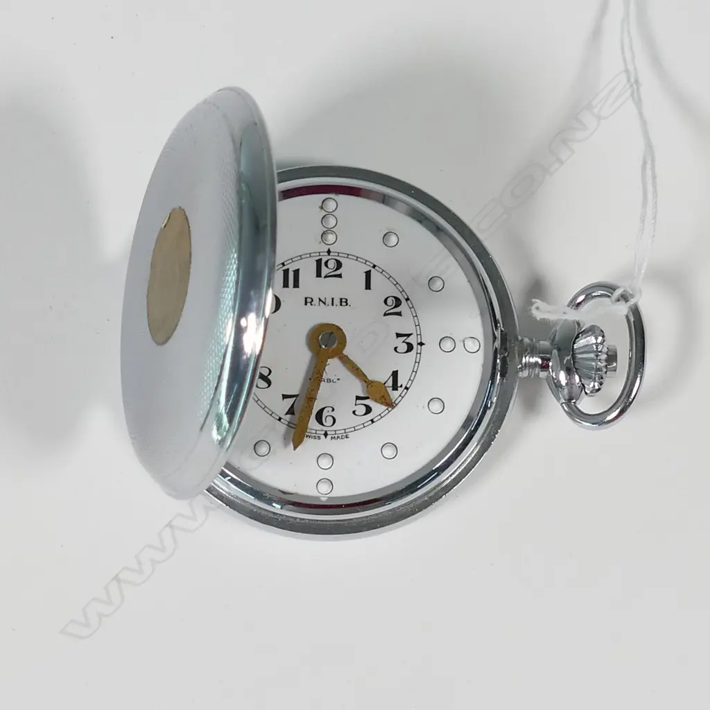 R.N.I.B EARLY 20THC BRAILLE POCKET WATCH Image 1++